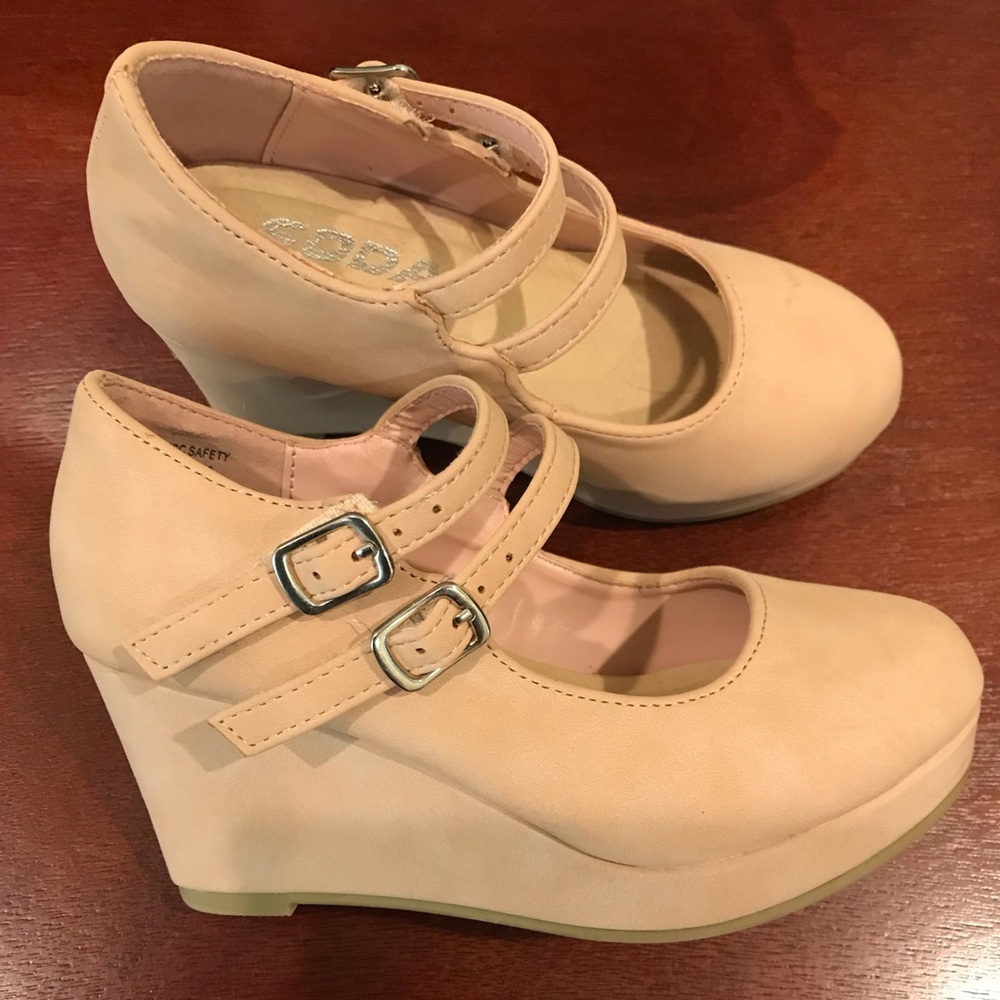 Soda brand girls shoes